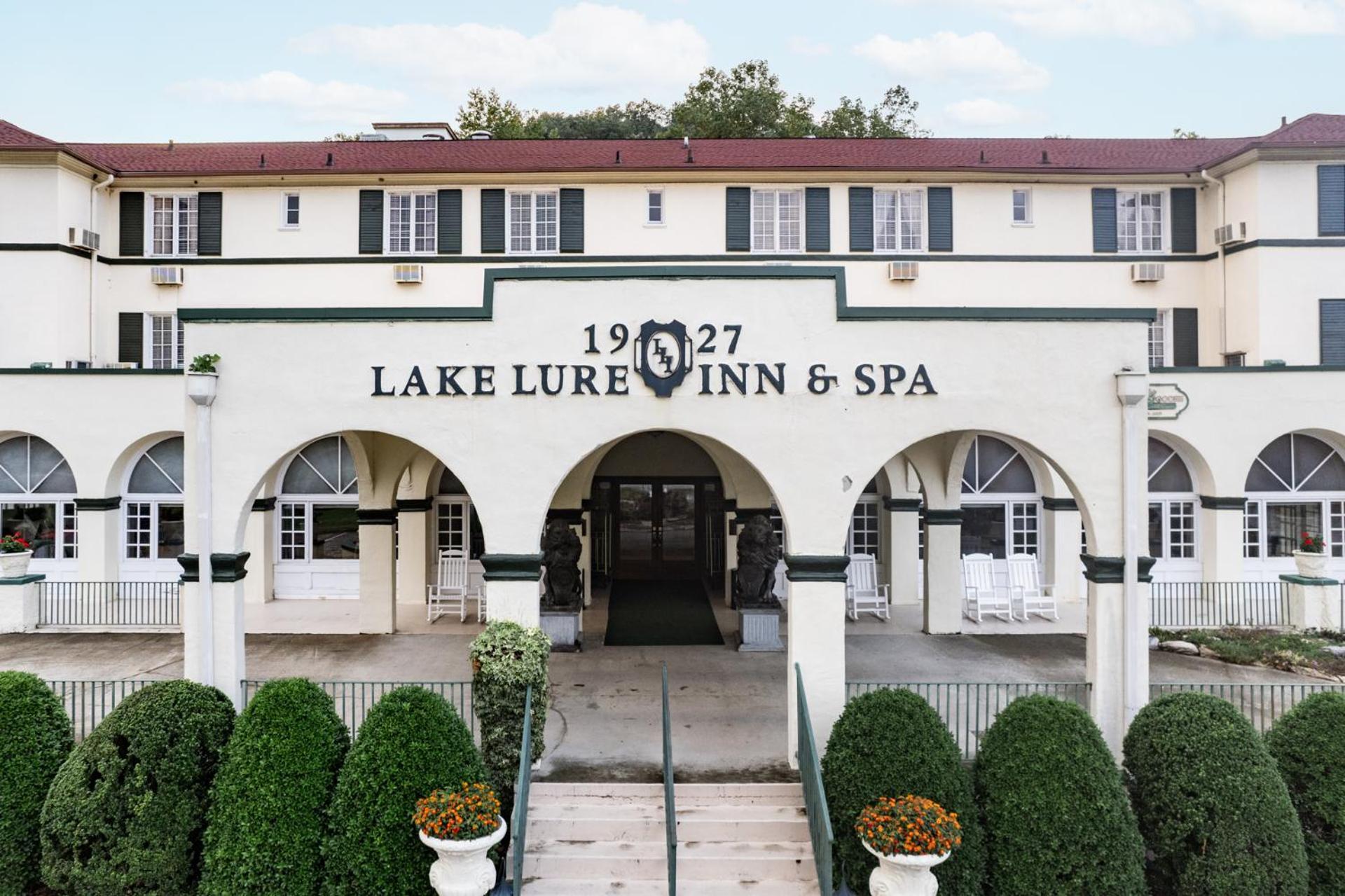 Lake Lure Inn And Spa Exteriör bild